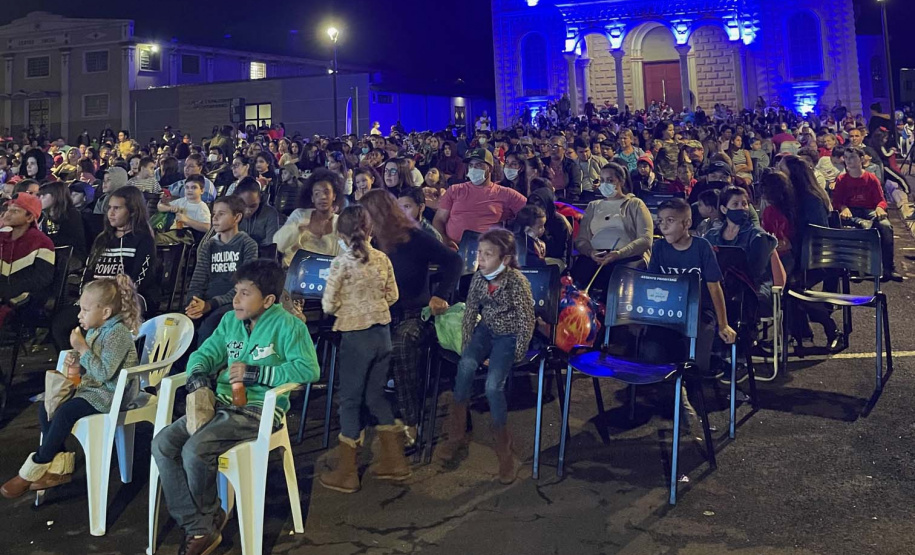Cinema na Praça reuniu mais de 15 mil pessoas no interior do Paraná