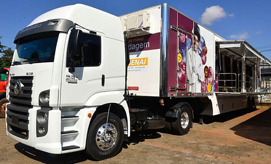 Governo promove Curso de Automação Industrial para 32 jovens na Cidade Industrial de Curitiba