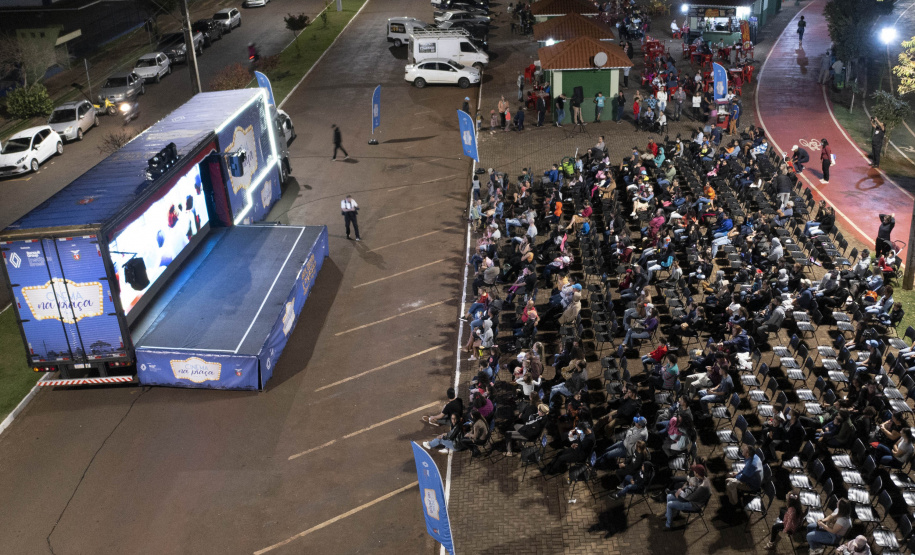 Cinema na Praça reuniu mais de 15 mil pessoas no interior do Paraná