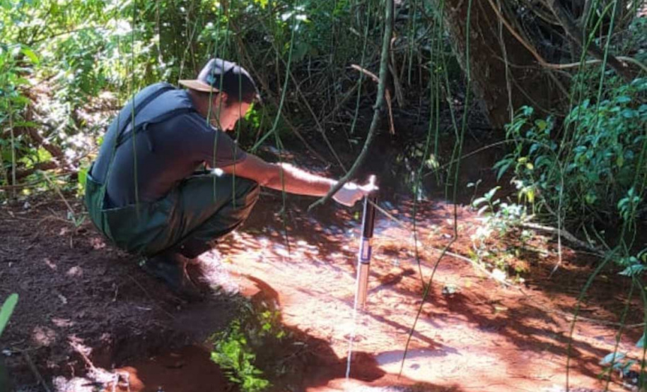 Sanepar inicia avaliação de água e solo no Arroio Dourado, em Foz do Iguaçu