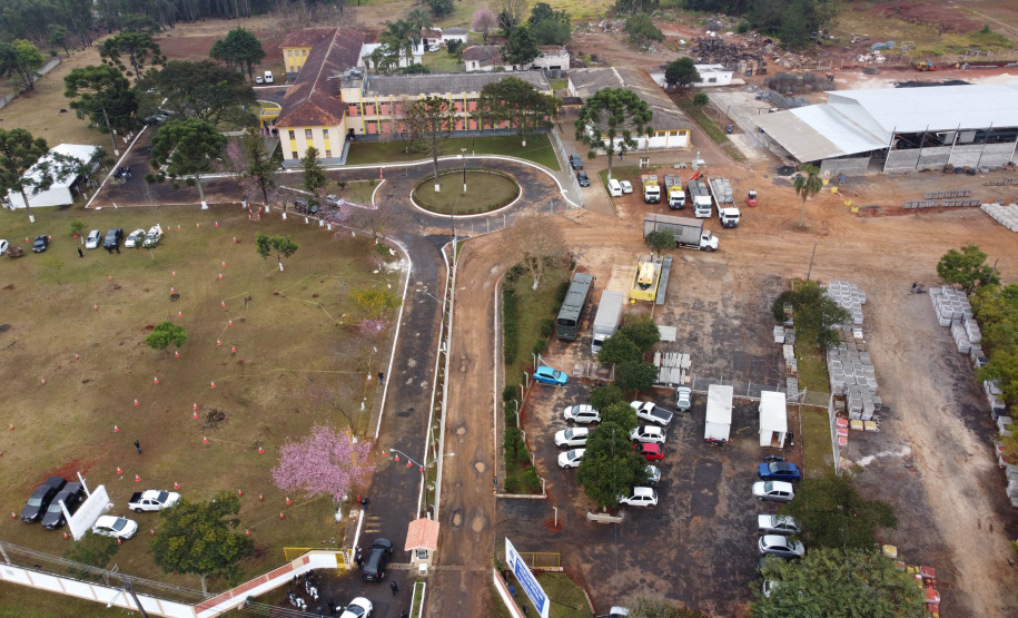 Governador inaugura nova unidade de progressão penal para recuperação de presos em Ponta Grossa