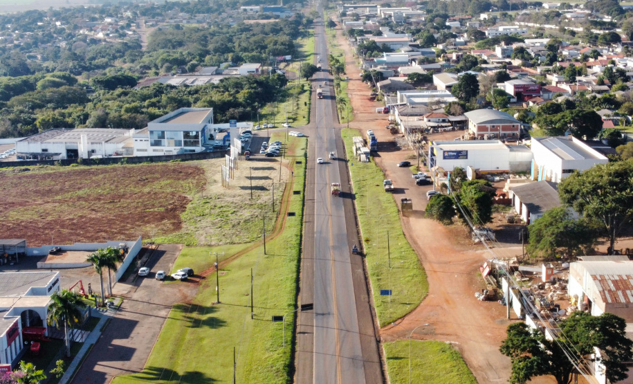 Governador assina ordem de serviço para duplicação de rodovia em Campo Mourão