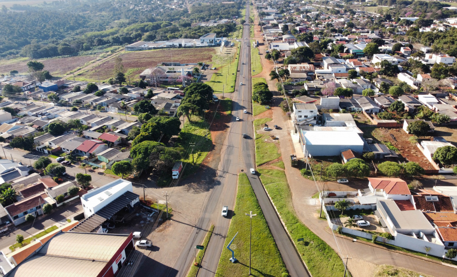 Governador assina ordem de serviço para duplicação de rodovia em Campo Mourão