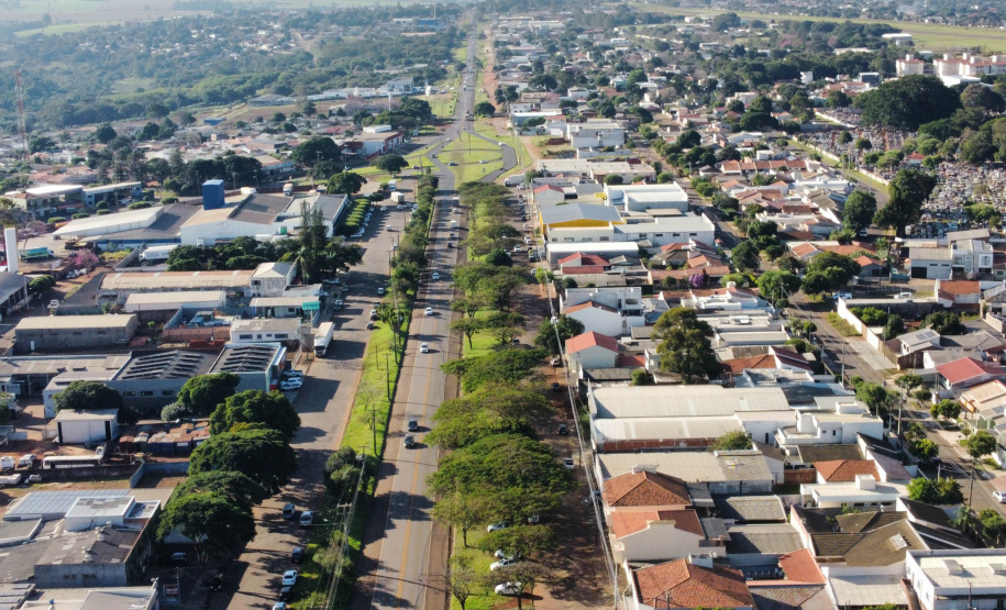 Governador assina ordem de serviço para duplicação de rodovia em Campo Mourão