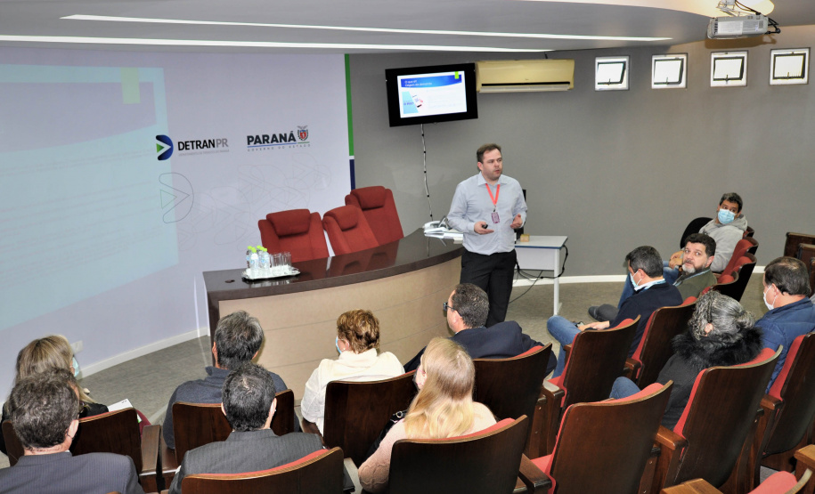 Pagamento de guia do licenciamento do Detran-PR poderá ser realizado por PIX