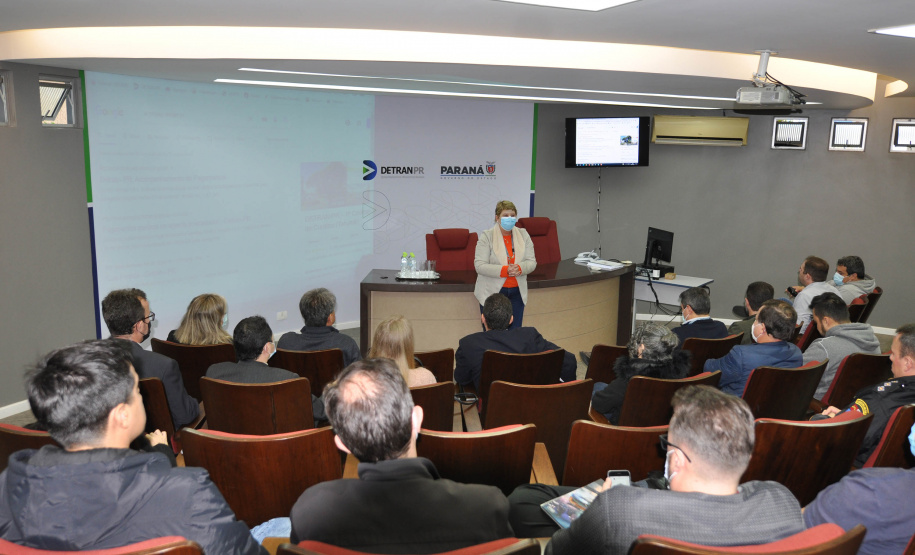 Pagamento de guia do licenciamento do Detran-PR poderá ser realizado por PIX