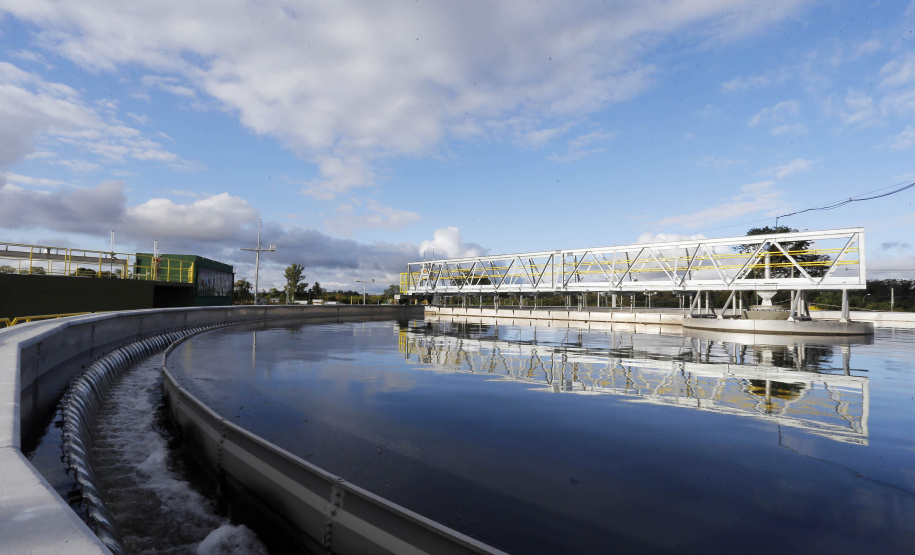 Investimentos da Sanepar de R$ 1,6 bilhão levaram serviço de esgoto para 162 mil famílias