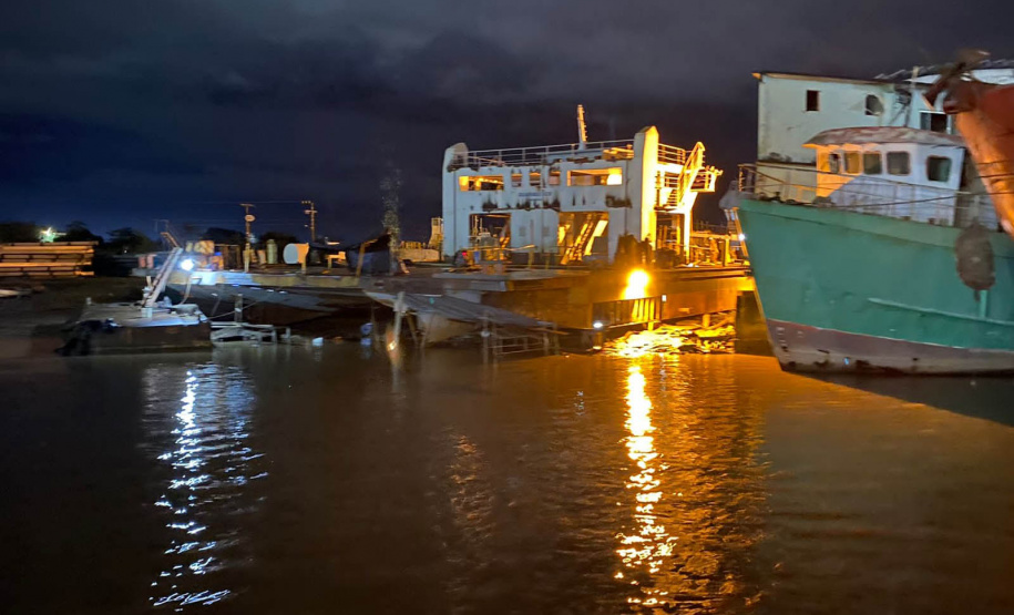 Segundo ferry boat do DER/PR segue para manutenção em Santa Catarina