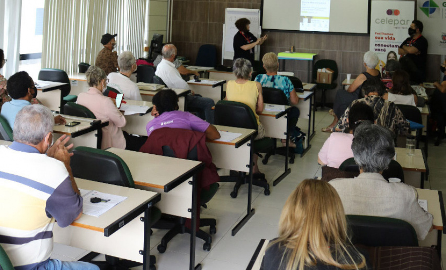 Programa de Inclusão Social e Digital da Pessoa Idosa – Curso Básico de Smartphone é finalista do Prêmio Estratégia ODS Brasil 2022