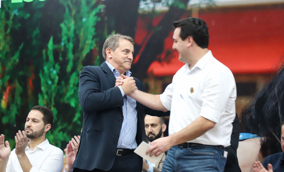 Governador anuncia pavimentação da rodovia entre Toledo e Assis Chateaubriand