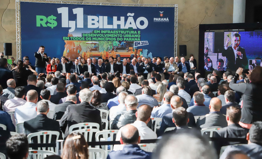 Governador Carlos Massa Ratinho Junior autoriza repasse de recursos para obras de infrestrutura urbana para municípios -