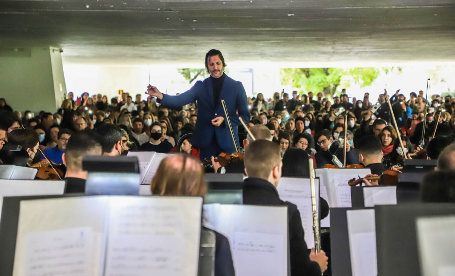 Orquestra Sinfônica se adapta ao mundo virtual e amplia visitas ao Interior do Paraná