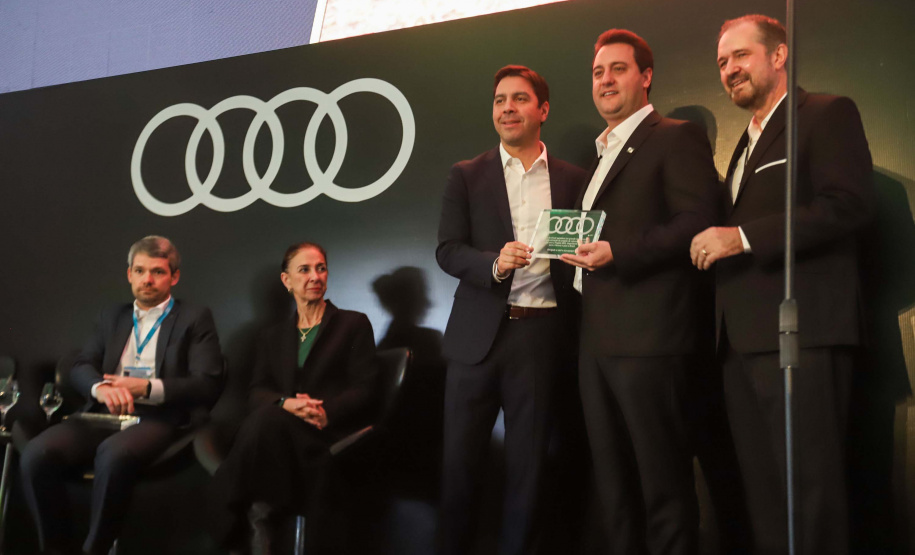 Governador na Audi