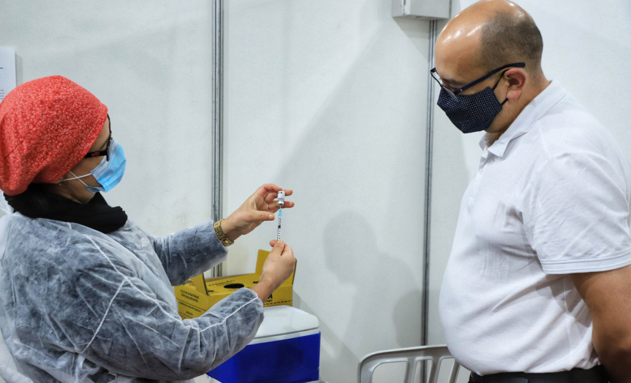 Após solicitação da Sesa, Ministério da Saúde oficializa 4ª dose contra Covid para pessoas a partir de 50 anos