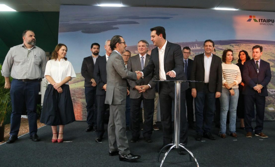 governador Carlos Massa Ratinho Junior anuncia nesta segunda-feira (27) a  construção de um museu internacional de arte em Foz do Iguaçu, a primeira  instituição cultural da América Latina a contar com a cooperação do Centro  Georges Pompidou, da França
