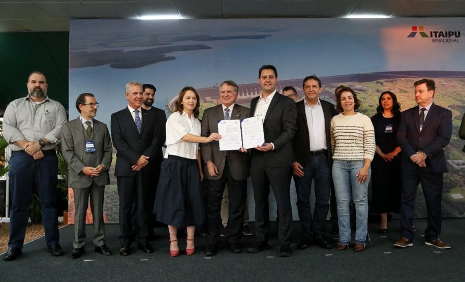 governador Carlos Massa Ratinho Junior anuncia nesta segunda-feira (27) a  construção de um museu internacional de arte em Foz do Iguaçu, a primeira  instituição cultural da América Latina a contar com a cooperação do Centro  Georges Pompidou, da França