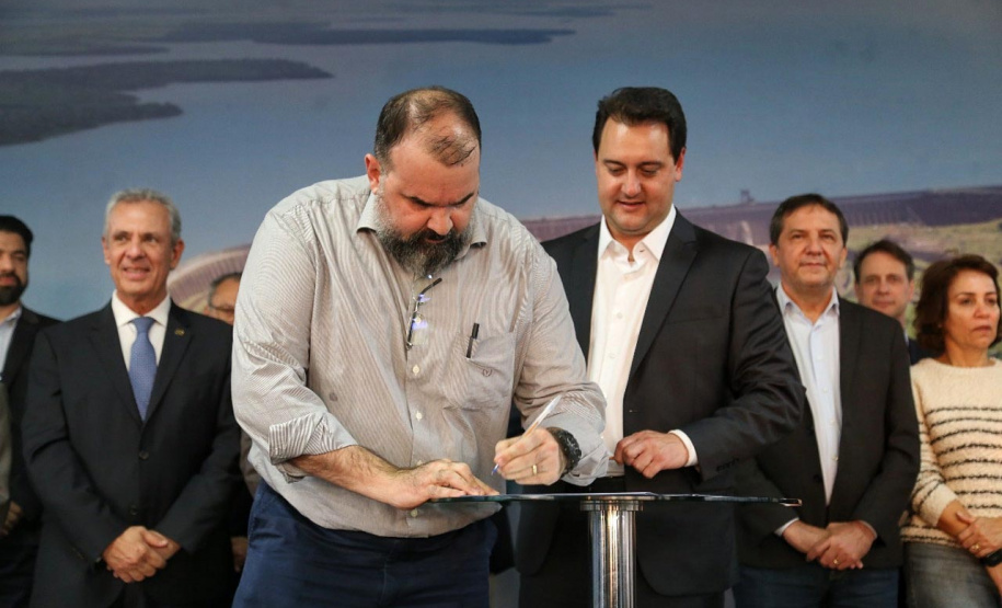 governador Carlos Massa Ratinho Junior anuncia nesta segunda-feira (27) a  construção de um museu internacional de arte em Foz do Iguaçu, a primeira  instituição cultural da América Latina a contar com a cooperação do Centro  Georges Pompidou, da França