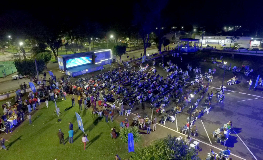 Cinema na Praça reuniu mais de 15 mil pessoas no interior do Paraná