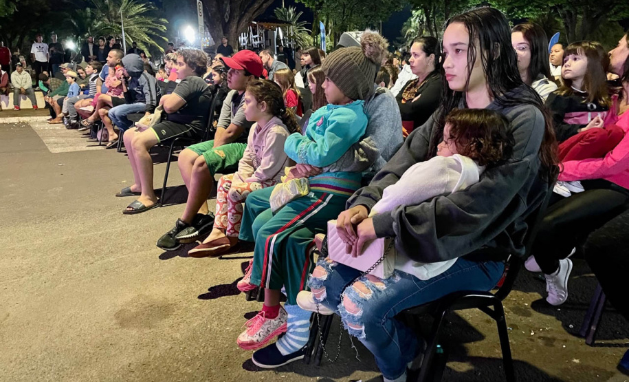 CINEMA NA PRAÇA - CENTENÁRIO DO SUL