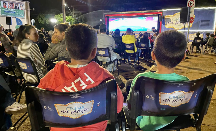 CINEMA NA PRAÇA - CENTENÁRIO DO SUL