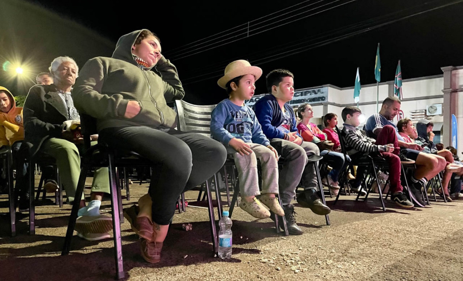 CINEMA NA PRAÇA - CENTENÁRIO DO SUL