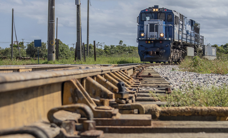 Modal ferroviário aumenta a participação no transporte de carga pelos portos do Paraná