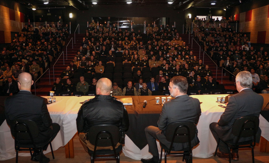 Polícia Militar do Paraná realiza simpósio para enfrentamento de crimes violentos contra o patrimônio