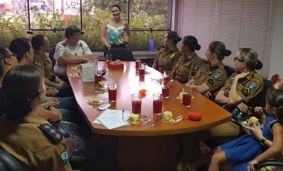 Projetos fortalecem e empoderam mulheres militares e bombeiras do Paraná