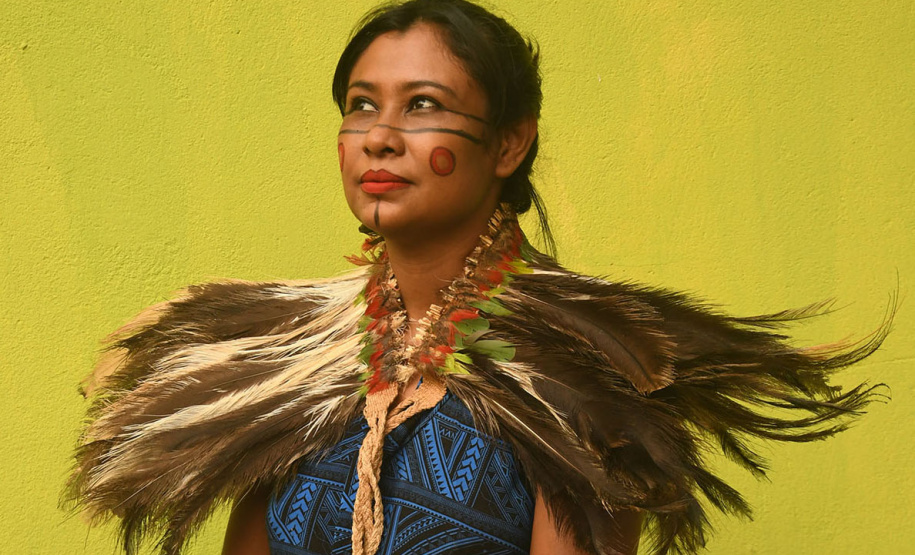 Naine Terena fala sobre o papel dos museus nos processos e reencontros com acervos e arte indígena