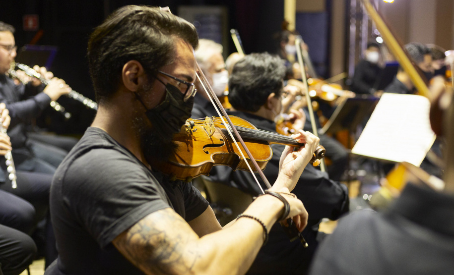 OSP leva “Clássicos Sertanejos” em versões orquestradas ao gramado do MON neste domingo