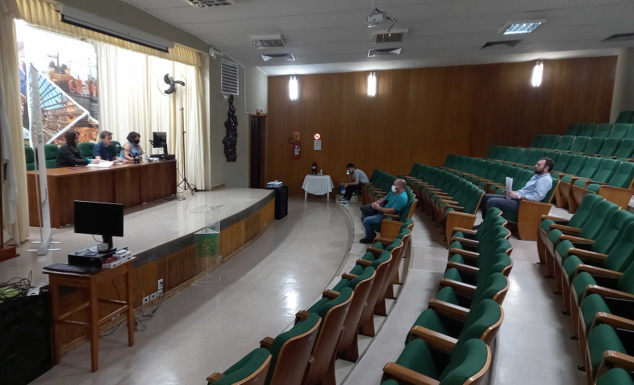 Duas empresas disputam obra de recuperação de ponte metálica em Morretes