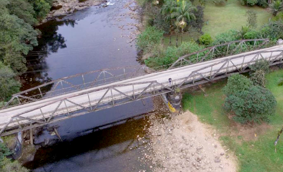 Duas empresas disputam obra de recuperação de ponte metálica em Morretes