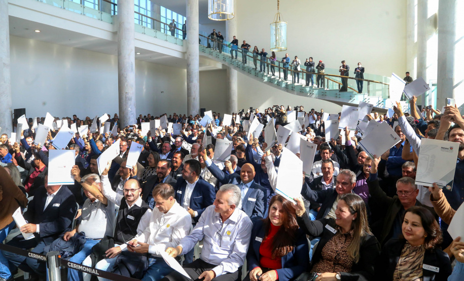 Prefeitos destacam que investimentos do Governo garantem mais qualidade de vida -  Curitiba, 22/06/2022