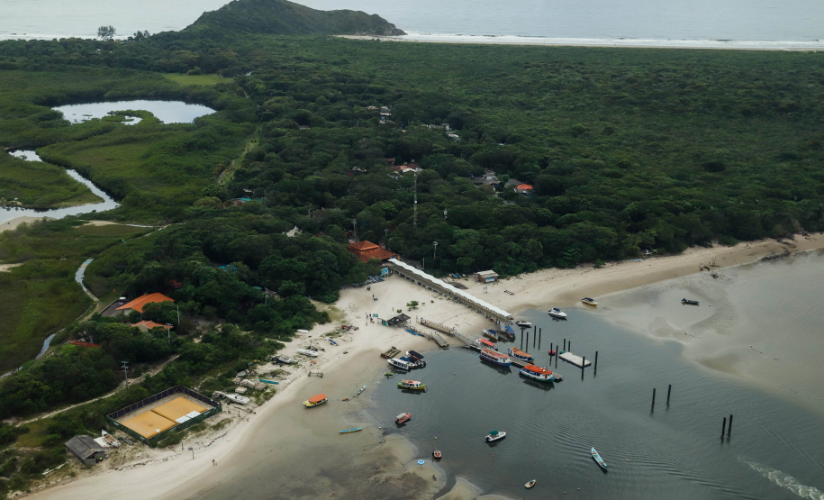 Portos do Paraná investem R$ 80 milhões em obras de melhorias na cidade -