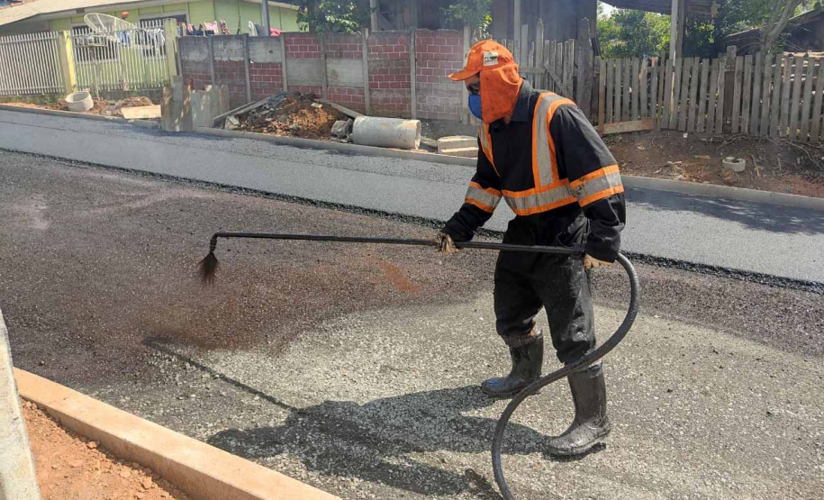 Estado investe R$ 1,14 bilhão desde 2019 em pequenos municípios e valoriza vocações locais