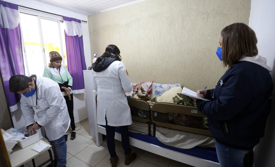 Carros da Saúde da Família proporcionam atendimento domiciliar humanizado