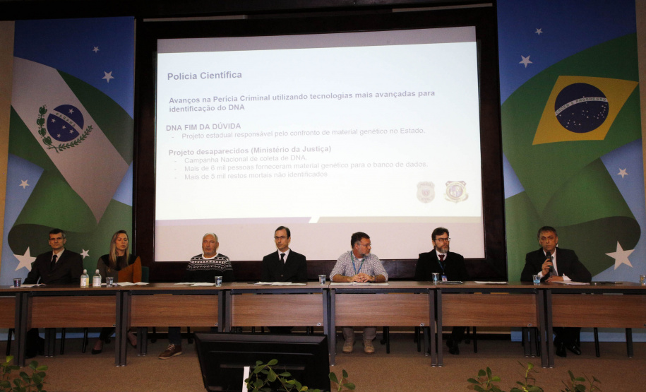 A Polícia Civil (PCPR) e a Polícia Científica do Paraná identificaram fragmentos genéticos de Leandro Bossi, que desapareceu em Guaratuba, no Litoral, em 1992, com 7 anos de idade.