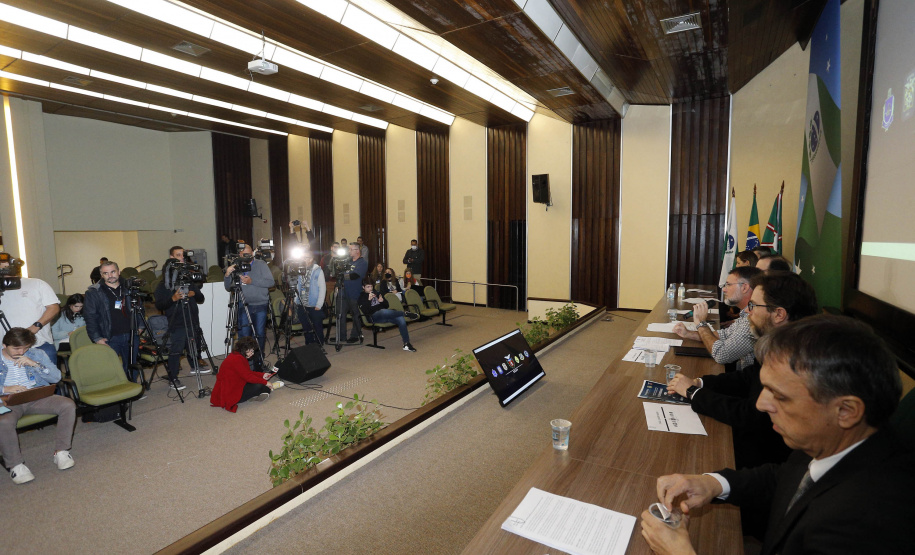 A Polícia Civil (PCPR) e a Polícia Científica do Paraná identificaram fragmentos genéticos de Leandro Bossi, que desapareceu em Guaratuba, no Litoral, em 1992, com 7 anos de idade.