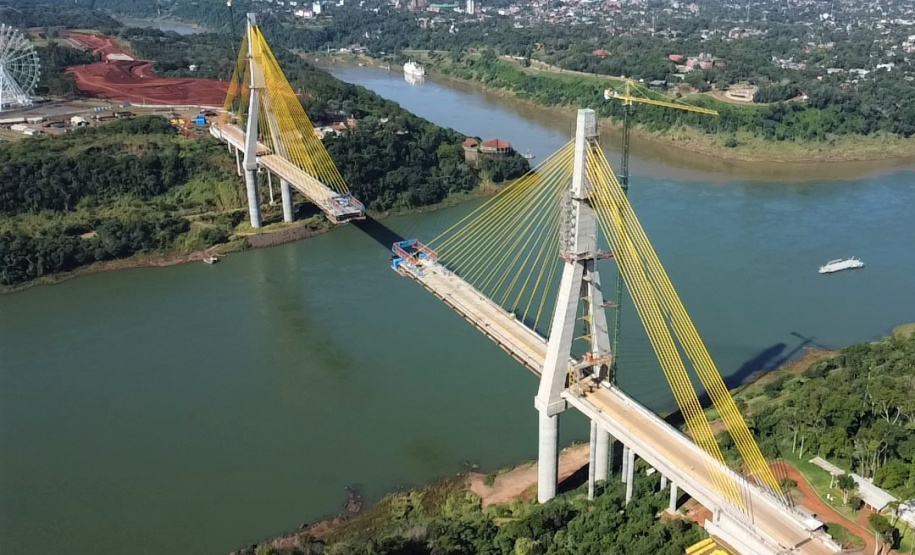 Ponte da Integração chega a 86%; faltam 76,80 metros