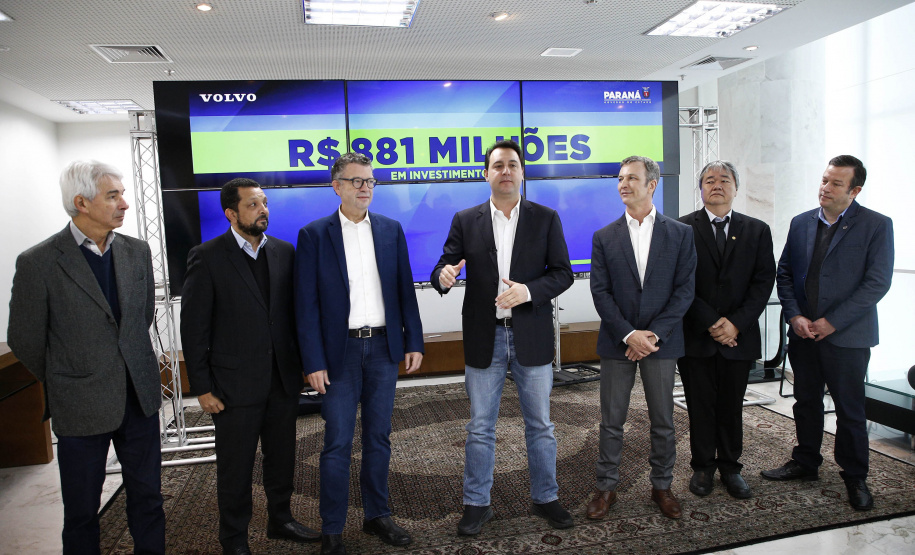 Governador Carlos Massa Ratinho Junior, recebeu representantes da empresa Volvo, que anunciaram investimentos de R$ 881 milhões na fabrica de Curitiba -
