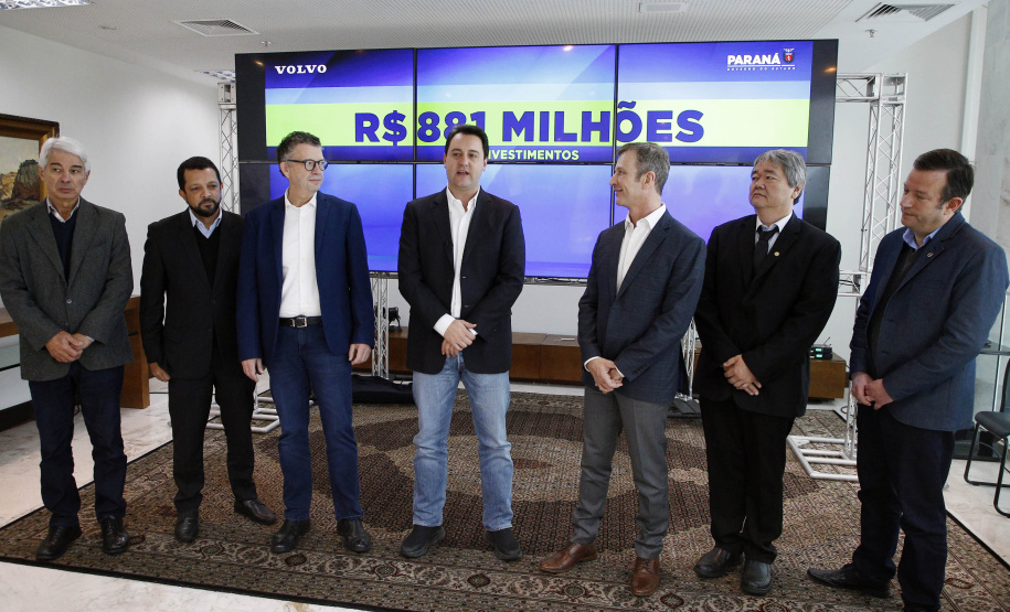 Governador Carlos Massa Ratinho Junior, recebeu representantes da empresa Volvo, que anunciaram investimentos de R$ 881 milhões na fabrica de Curitiba -