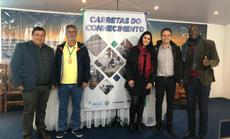 Programa Carretas do Conhecimento forma turma do Curso de Instalação e Manutenção de Ar Condicionado em Pontal do Paraná