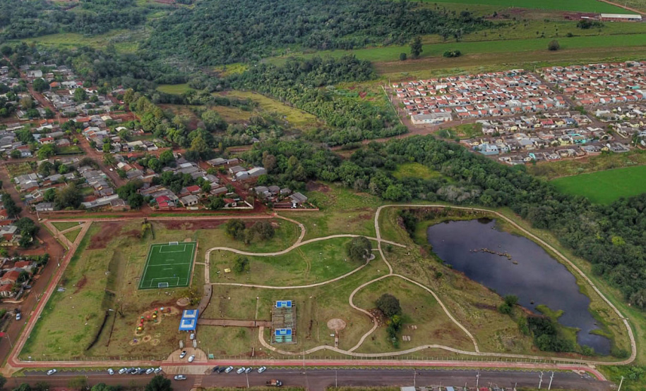 Governo instala colmeias do Poliniza Paraná e inaugura Parque Urbano na Semana do Meio Ambiente