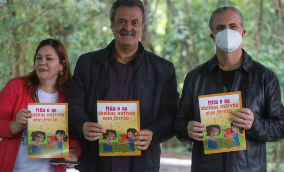 Governo instala colmeias do Poliniza Paraná e inaugura Parque Urbano na Semana do Meio Ambiente