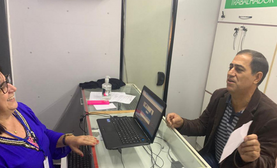 Emprega Mais Paraná realiza semana final de turnê pelo Oeste