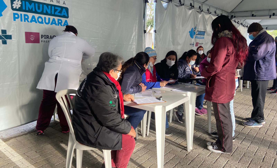 Mutirão da vacinação.