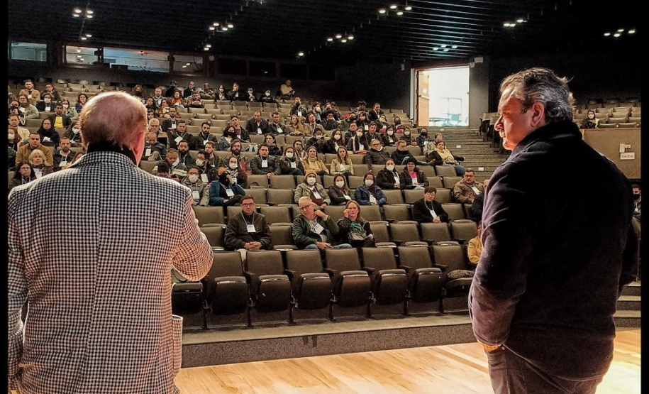 IAT apresenta estrutura do órgão ambiental a novos servidores