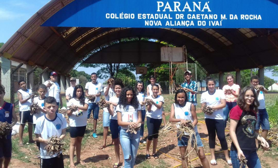 Professores finalistas do Prêmio Educador Nota 10 participam de premiação em São Paulo