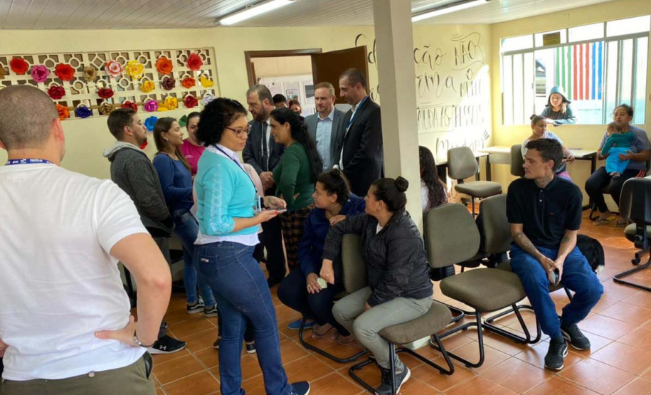 Em iniciativa piloto, Paraná encaminha 24 pessoas para vagas de empregos no Jardim Santos Andrade em Curitiba