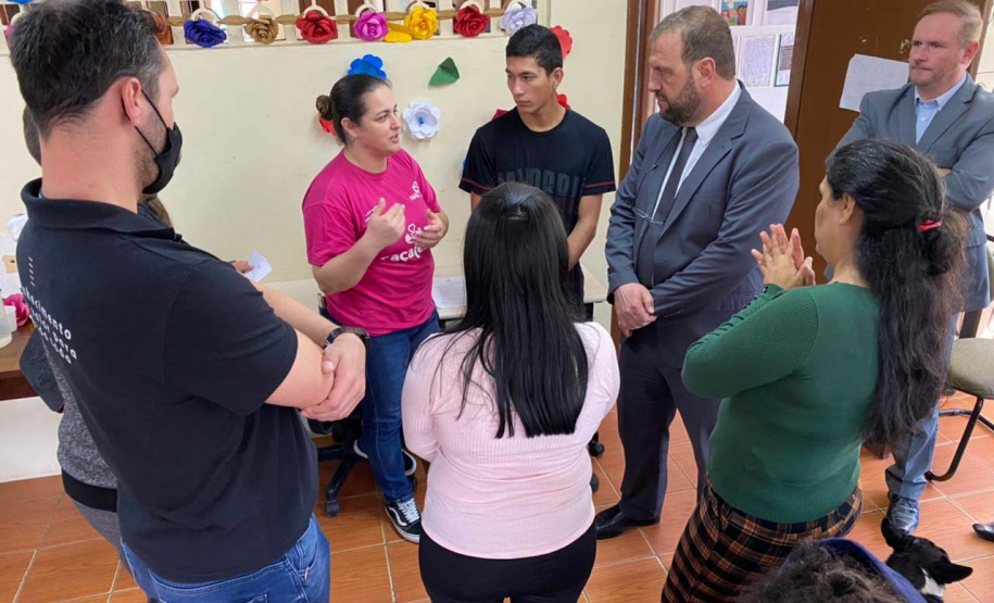 Em iniciativa piloto, Paraná encaminha 24 pessoas para vagas de empregos no Jardim Santos Andrade em Curitiba